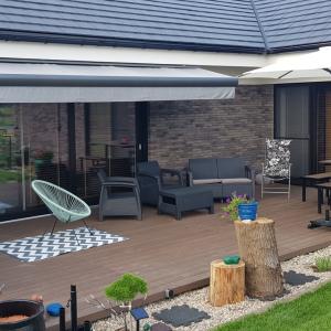 10 Smart Small Garden Terrace Ideas with Composite Decking: Maximize Outdoor Space in Style